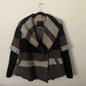 Line. Wool Poncho